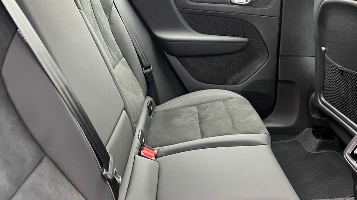 Used Volvo XC40 2025 for sale - 76154292: Photo 27