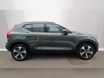 Used Volvo XC40 2025 for sale - 76154292: Photo