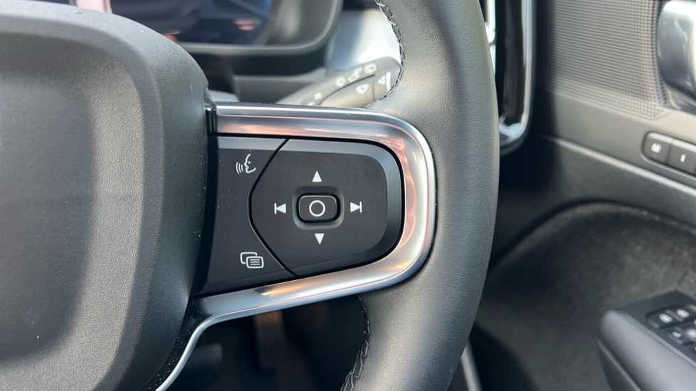 Used Volvo XC40 2025 for sale - 76937302: Photo 21