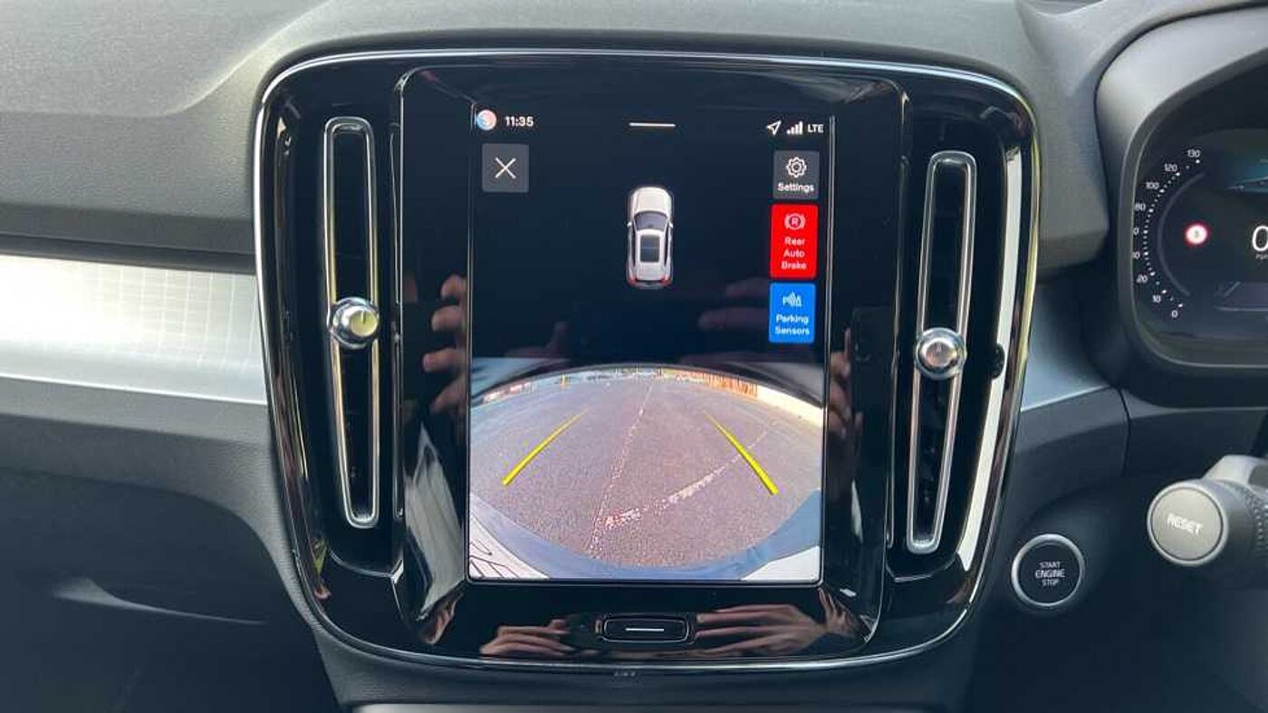 Used Volvo XC40 2025 for sale - 76937302: Photo 24