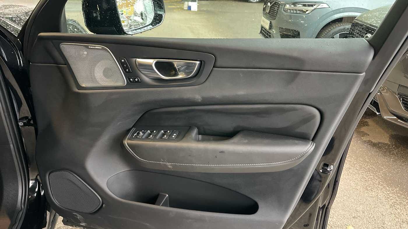 Used Volvo XC60 2024 for sale - 77145367: Photo 24