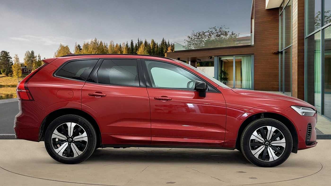 Used Volvo XC60 2025 for sale - 76837668: Photo 2