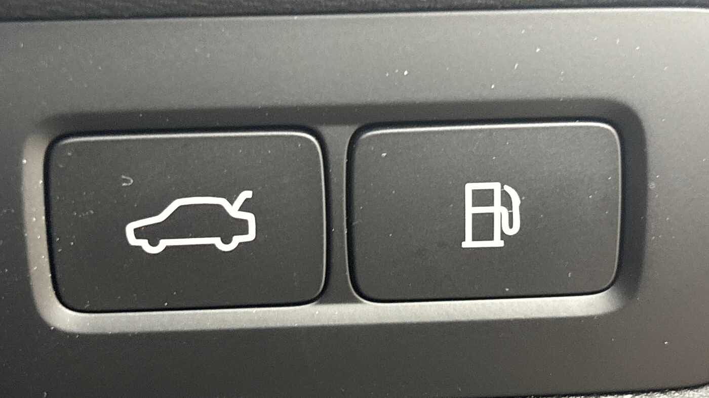 Used Volvo XC60 2025 for sale - 76837668: Photo 30