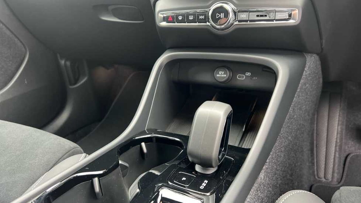 Used Volvo XC40 2025 for sale - 76154322: Photo 15