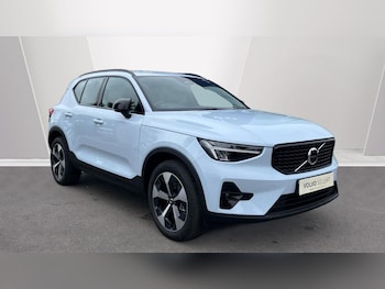 Volvo - XC40