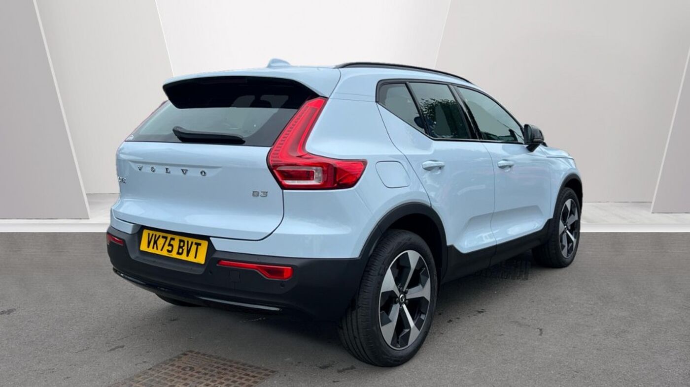 Used Volvo XC40 2025 for sale - 76154322: Photo 3