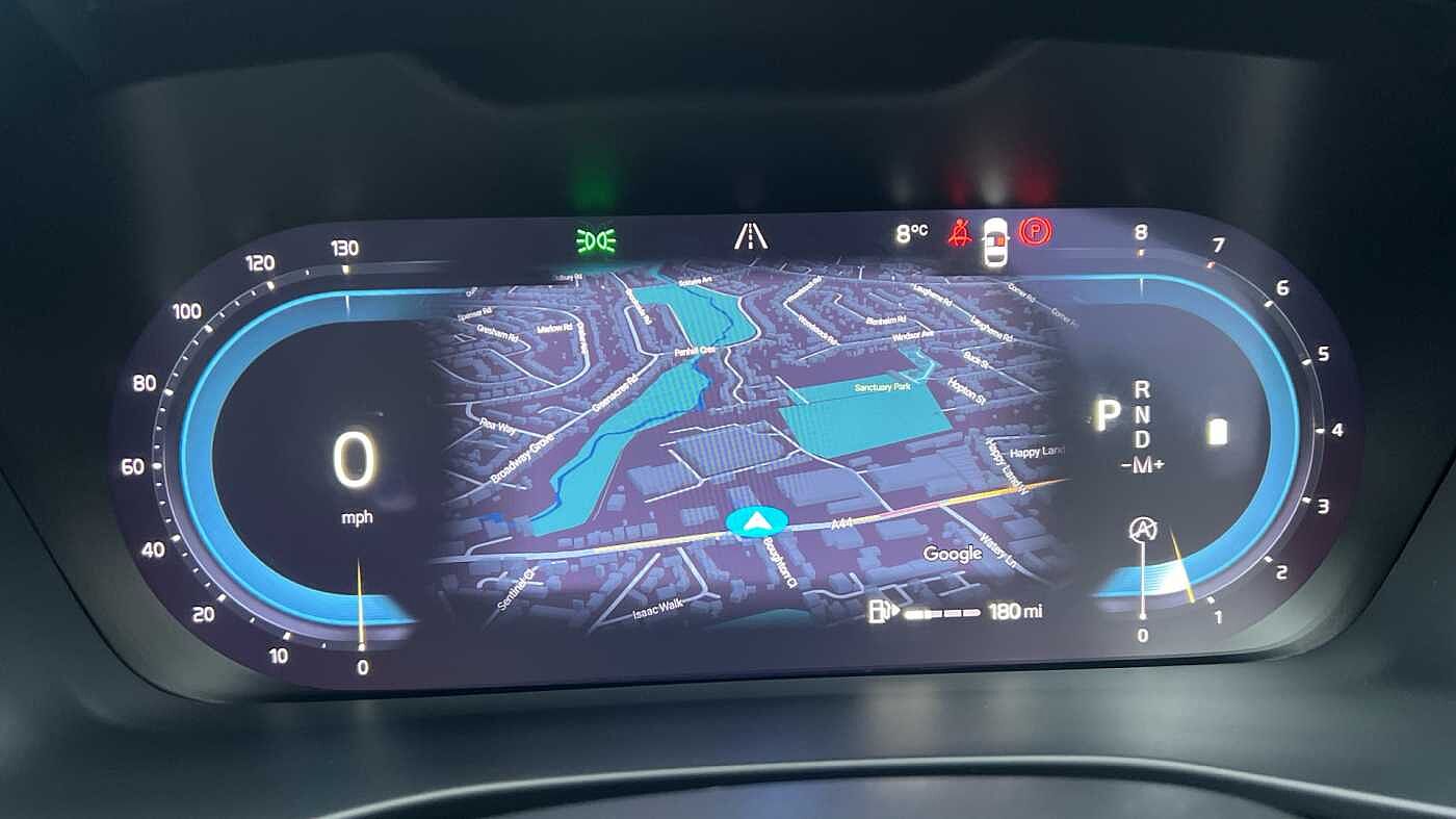 Used Volvo XC40 2023 for sale - 76730762: Photo 11