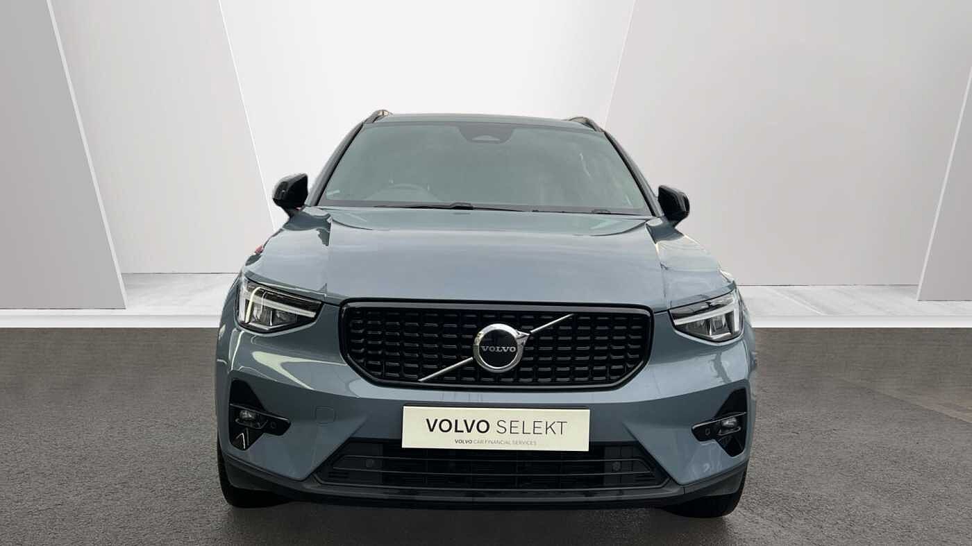 Used Volvo XC40 2023 for sale - 76730762: Photo 8