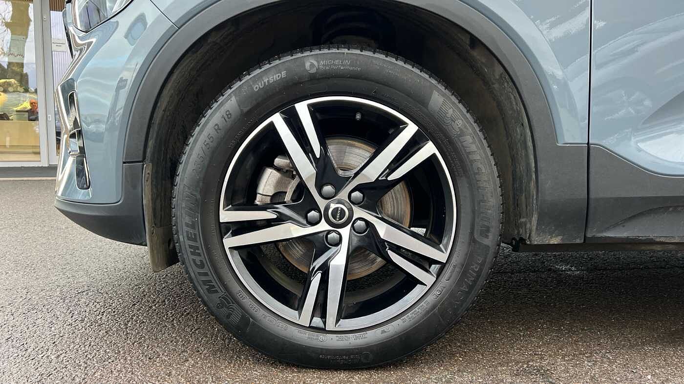 Used Volvo XC40 2023 for sale - 76730762: Photo 9