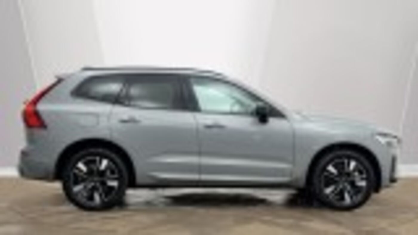 Used Volvo XC60 2025 for sale - 77539462: Photo 2