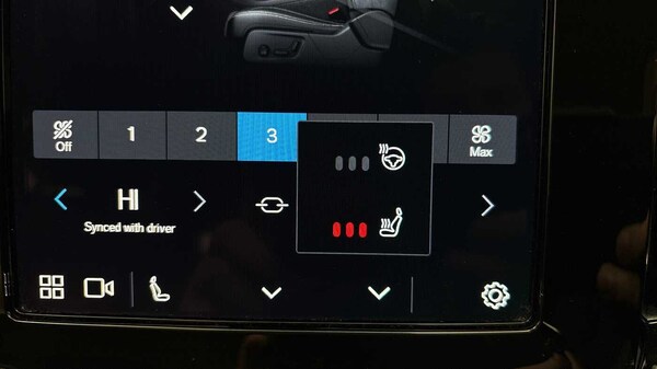 Used Volvo XC40 2022 for sale - 75590487: Photo 41