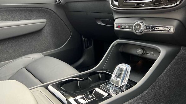 Used Volvo XC40 2025 for sale - 76202355: Photo 15