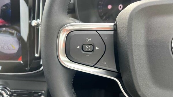 Used Volvo XC40 2025 for sale - 76202355: Photo 19
