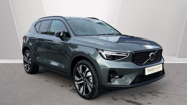 Used Volvo XC40 2025 for sale - 76202355: Photo 1