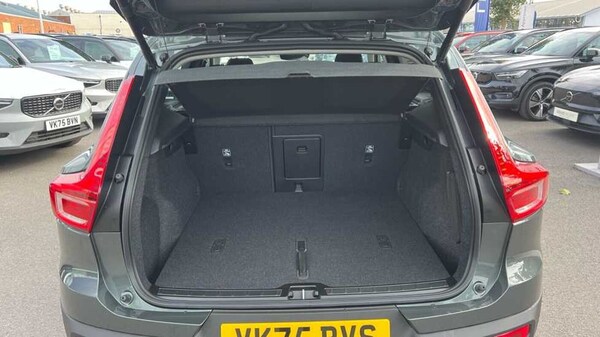 Used Volvo XC40 2025 for sale - 76202355: Photo 3