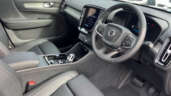 Used Volvo XC40 2025 for sale - 76202355: Photo 9