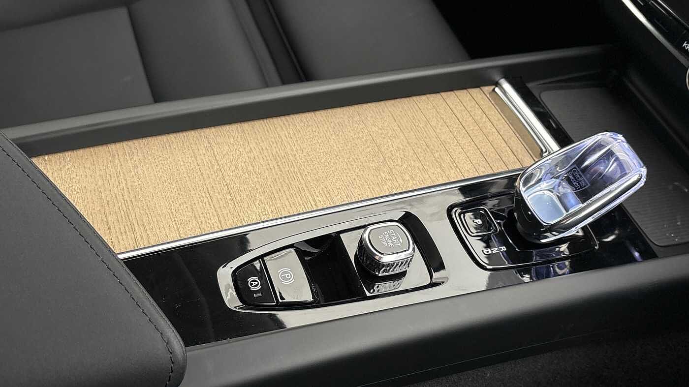 Used Volvo XC60 2025 for sale - 77145337: Photo 31