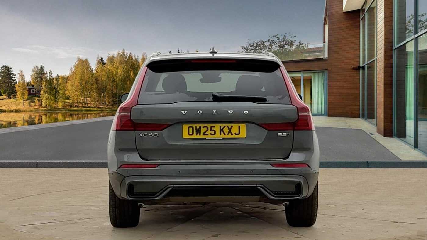 Used Volvo XC60 2025 for sale - 77145337: Photo 4