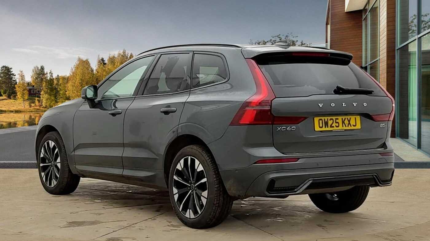 Used Volvo XC60 2025 for sale - 77145337: Photo 5