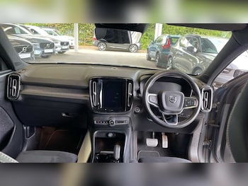 Used Volvo XC40 2021 for sale - 75859638: Photo