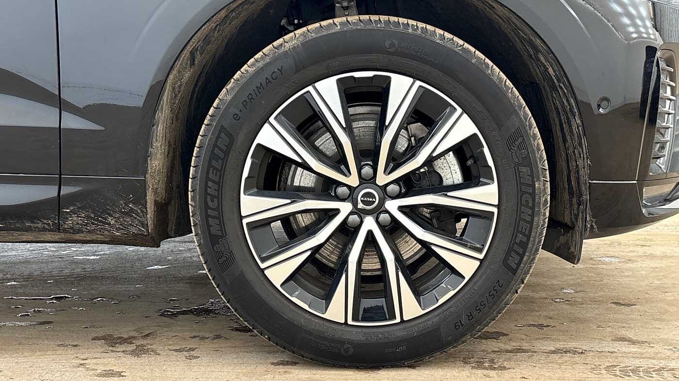 Used Volvo XC60 2025 for sale - 77910721: Photo 4