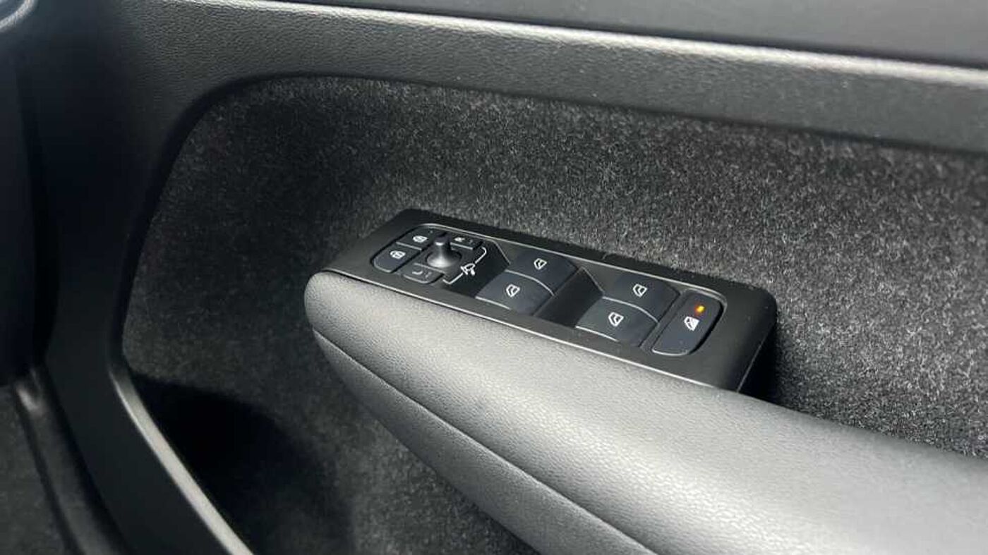 Used Volvo XC40 2021 for sale - 76856274: Photo 15