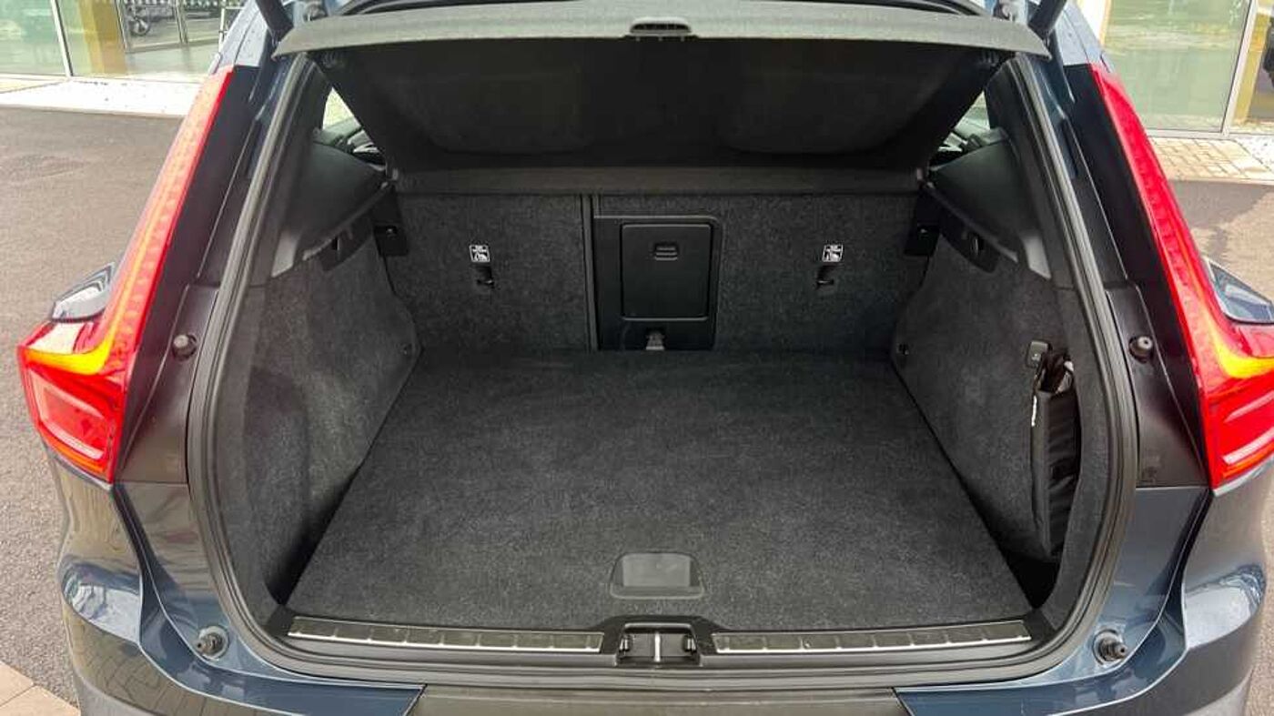 Used Volvo XC40 2021 for sale - 76856274: Photo 6