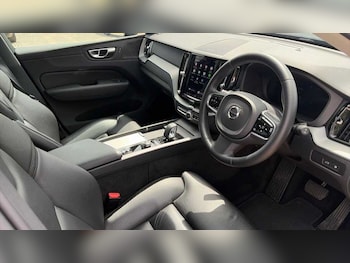 Used Volvo XC60 2023 for sale - 79094539: Photo