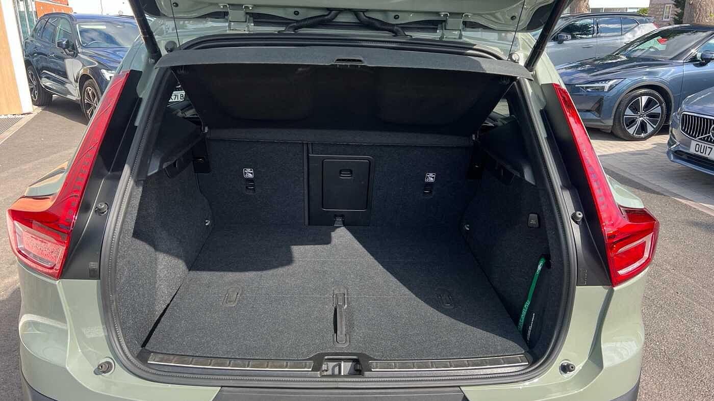 Used Volvo XC40 2024 for sale - 77427409: Photo 13