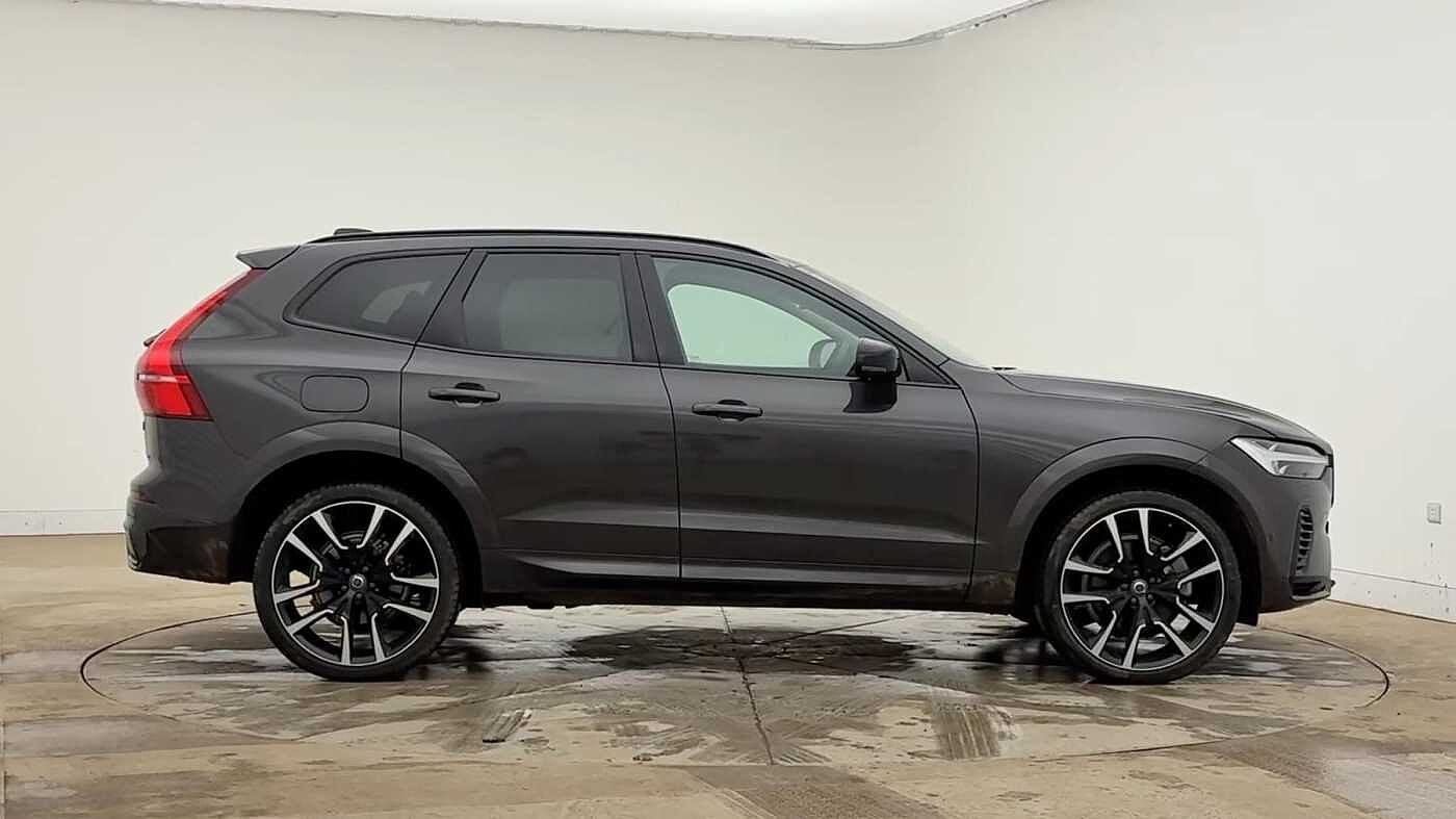Used Volvo XC60 2023 for sale - 77587995: Photo 2