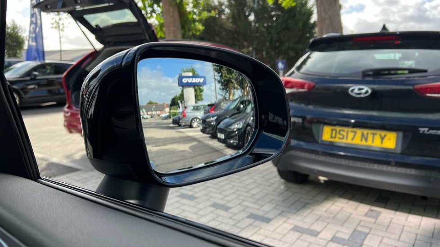 Used Volvo XC60 2025 for sale - 75929395: Photo 11