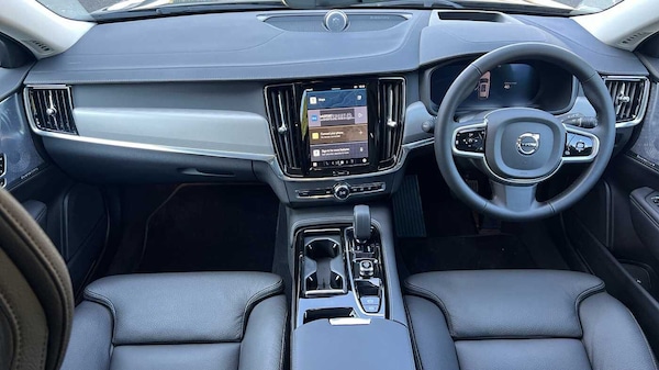 Used Volvo V90 2025 for sale - 74034776: Photo 21