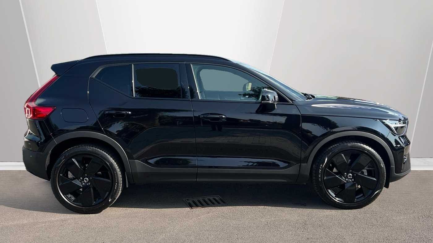 Used Volvo XC40 2025 for sale - 76937205: Photo 3