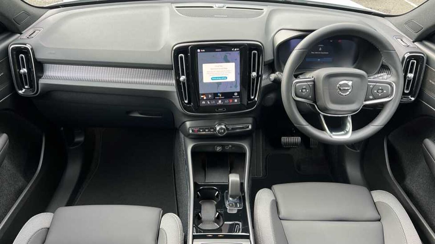 Used Volvo EX40 2025 for sale - 76154352: Photo 3