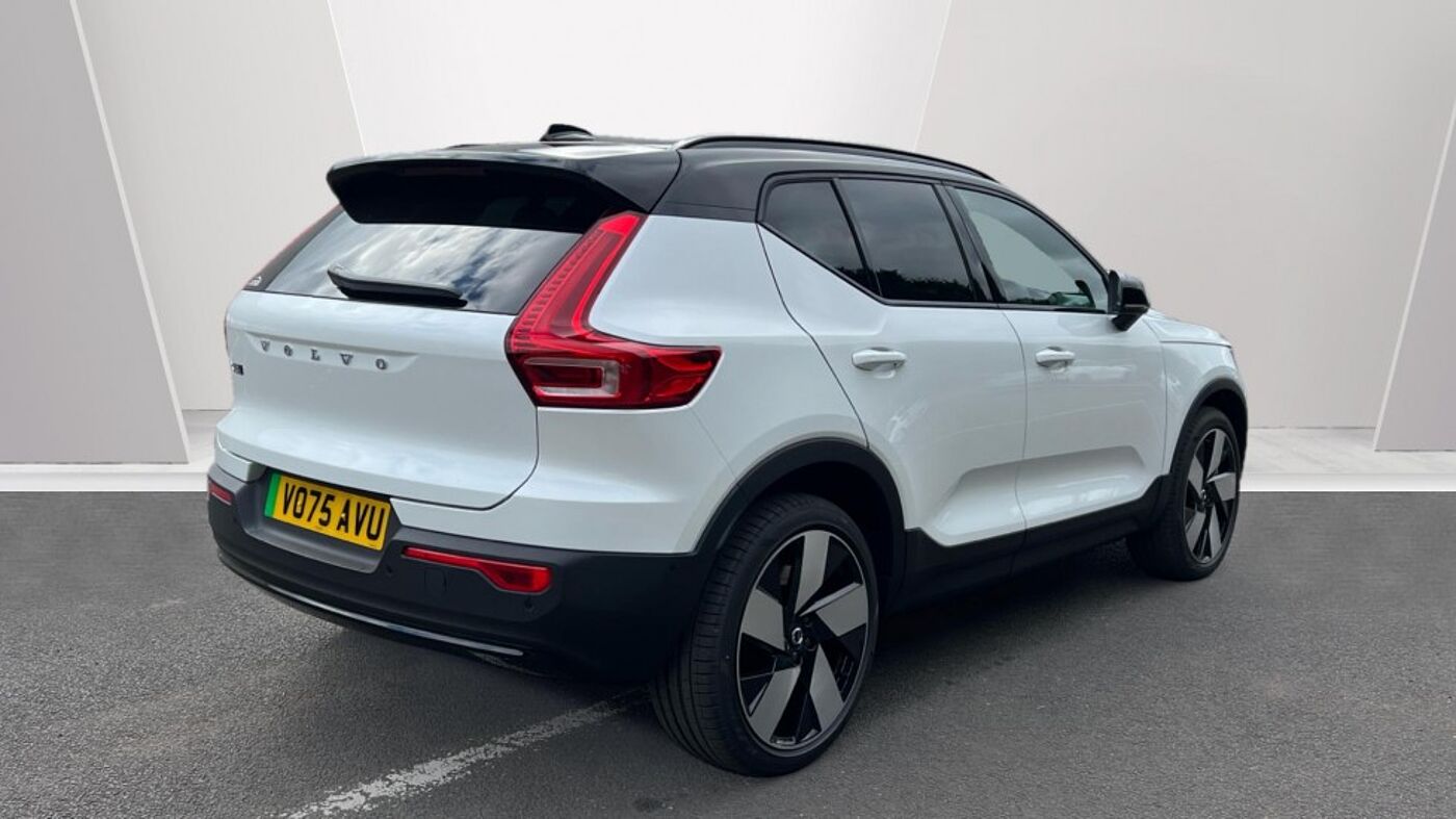 Used Volvo EX40 2025 for sale - 76154352: Photo 5