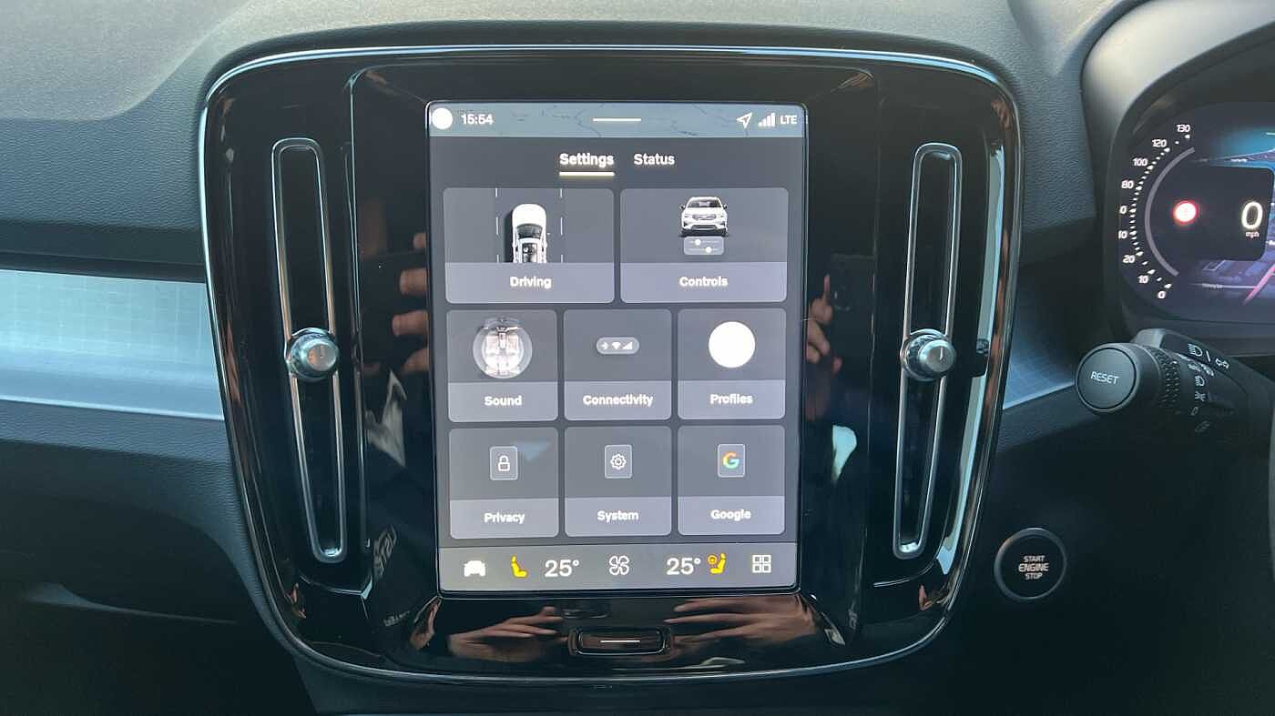 Used Volvo XC40 2025 for sale - 77315851: Photo 12