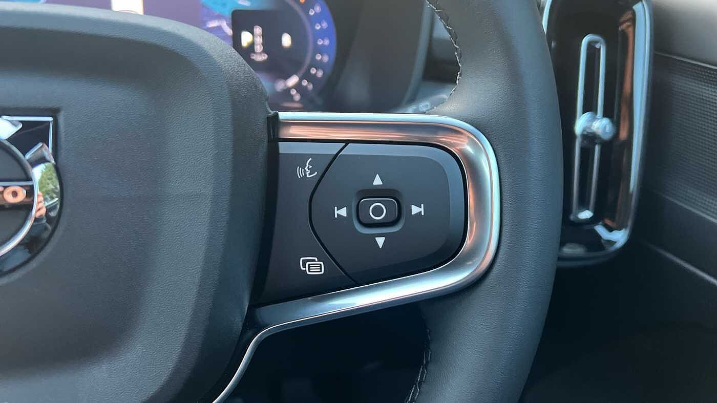 Used Volvo XC40 2025 for sale - 77315851: Photo 20