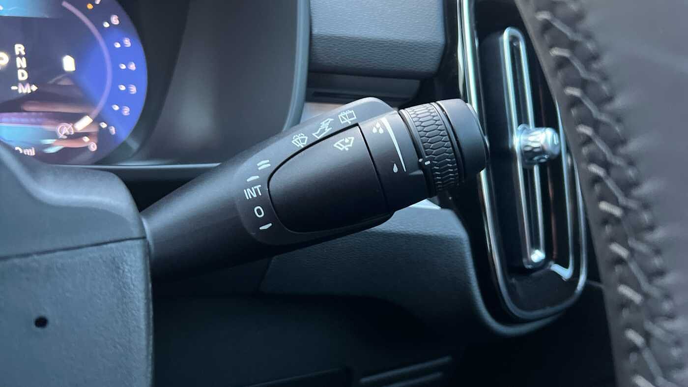 Used Volvo XC40 2025 for sale - 77315851: Photo 21