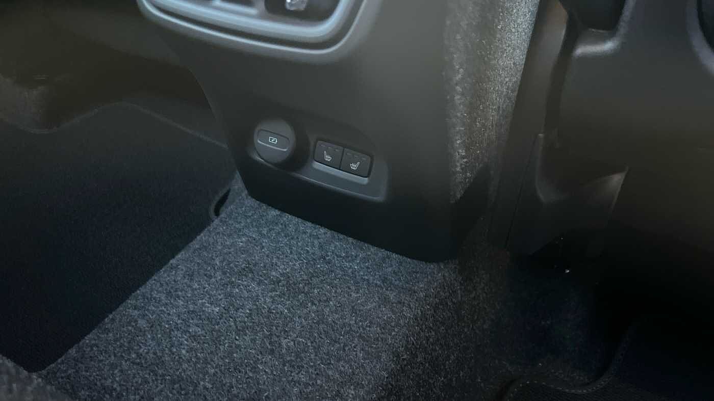 Used Volvo XC40 2025 for sale - 77315851: Photo 27