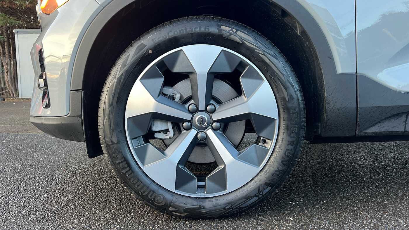 Used Volvo XC40 2025 for sale - 77315851: Photo 9