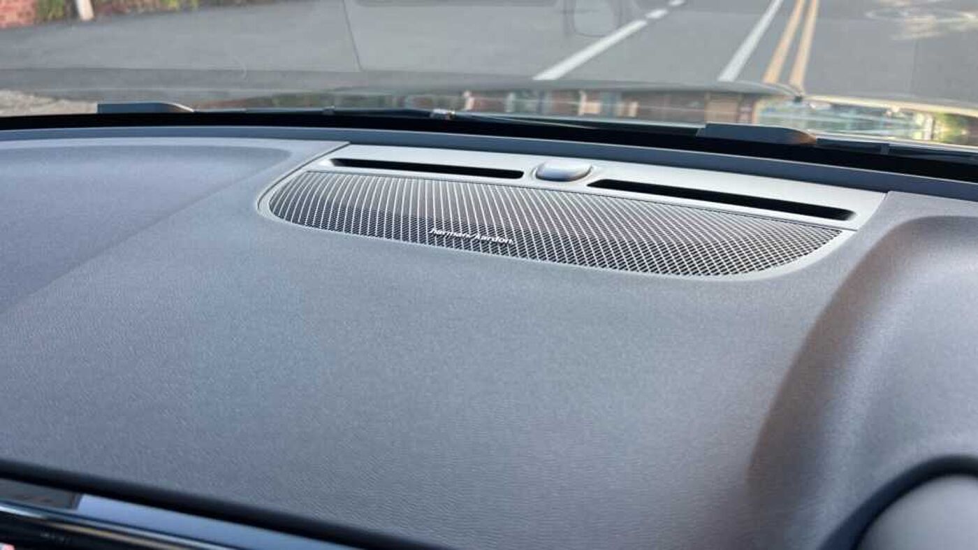 Used Volvo EX40 2025 for sale - 75929382: Photo 16