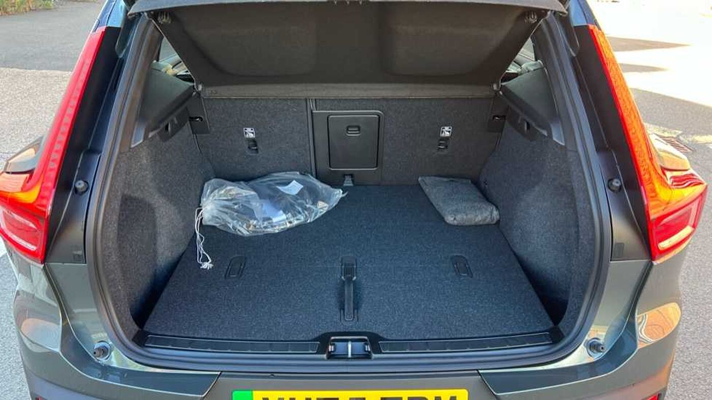 Used Volvo EX40 2025 for sale - 75929382: Photo 27