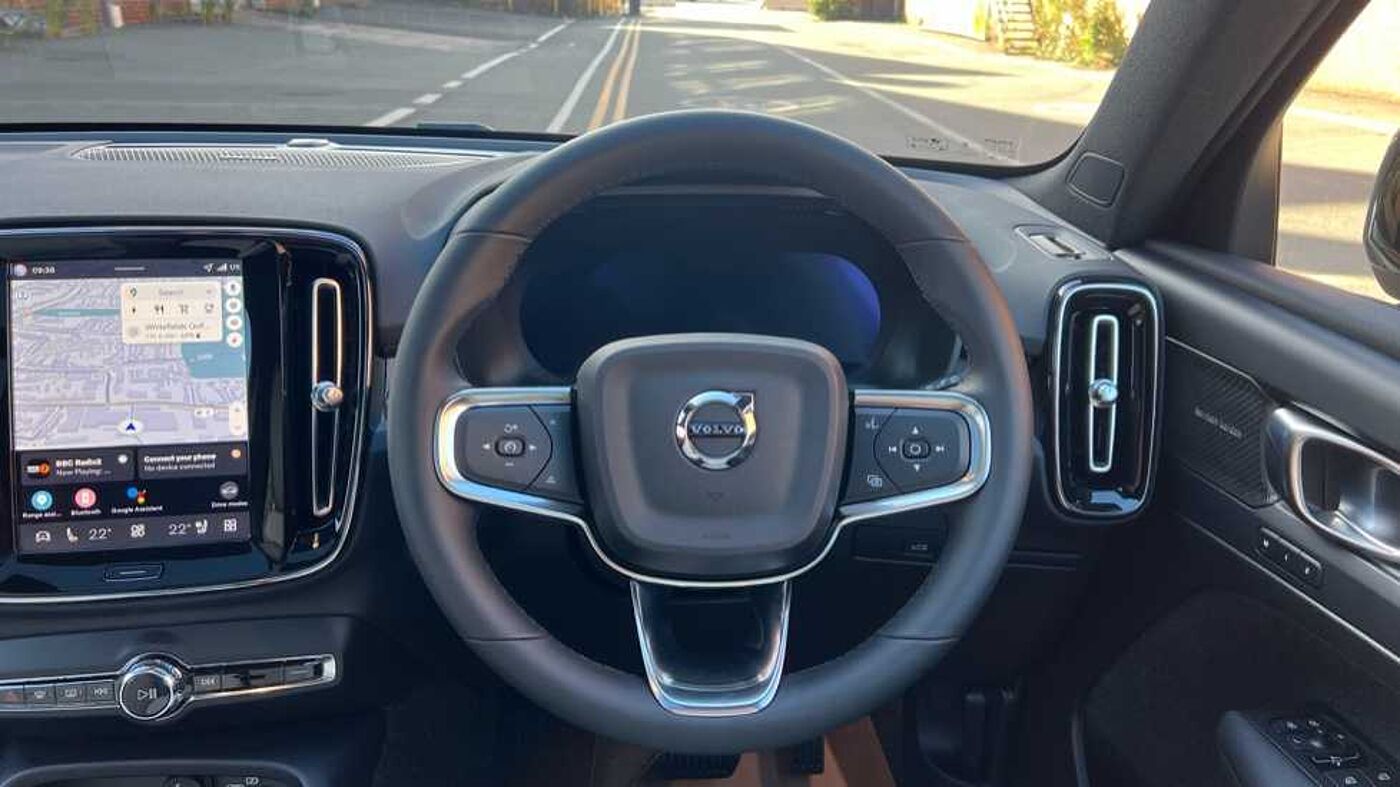 Used Volvo EX40 2025 for sale - 75929382: Photo 8