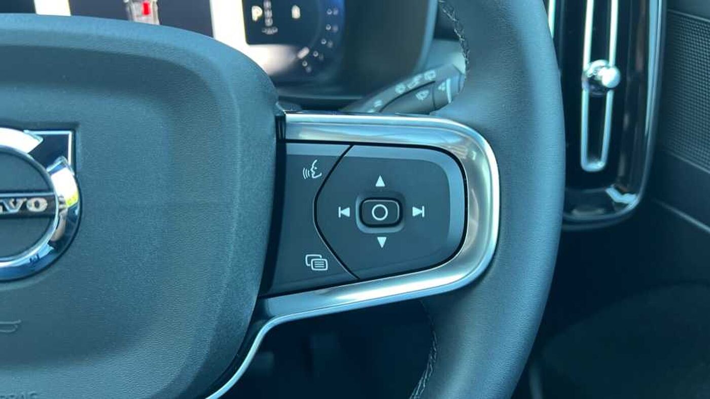 Used Volvo XC40 2025 for sale - 76033128: Photo 17