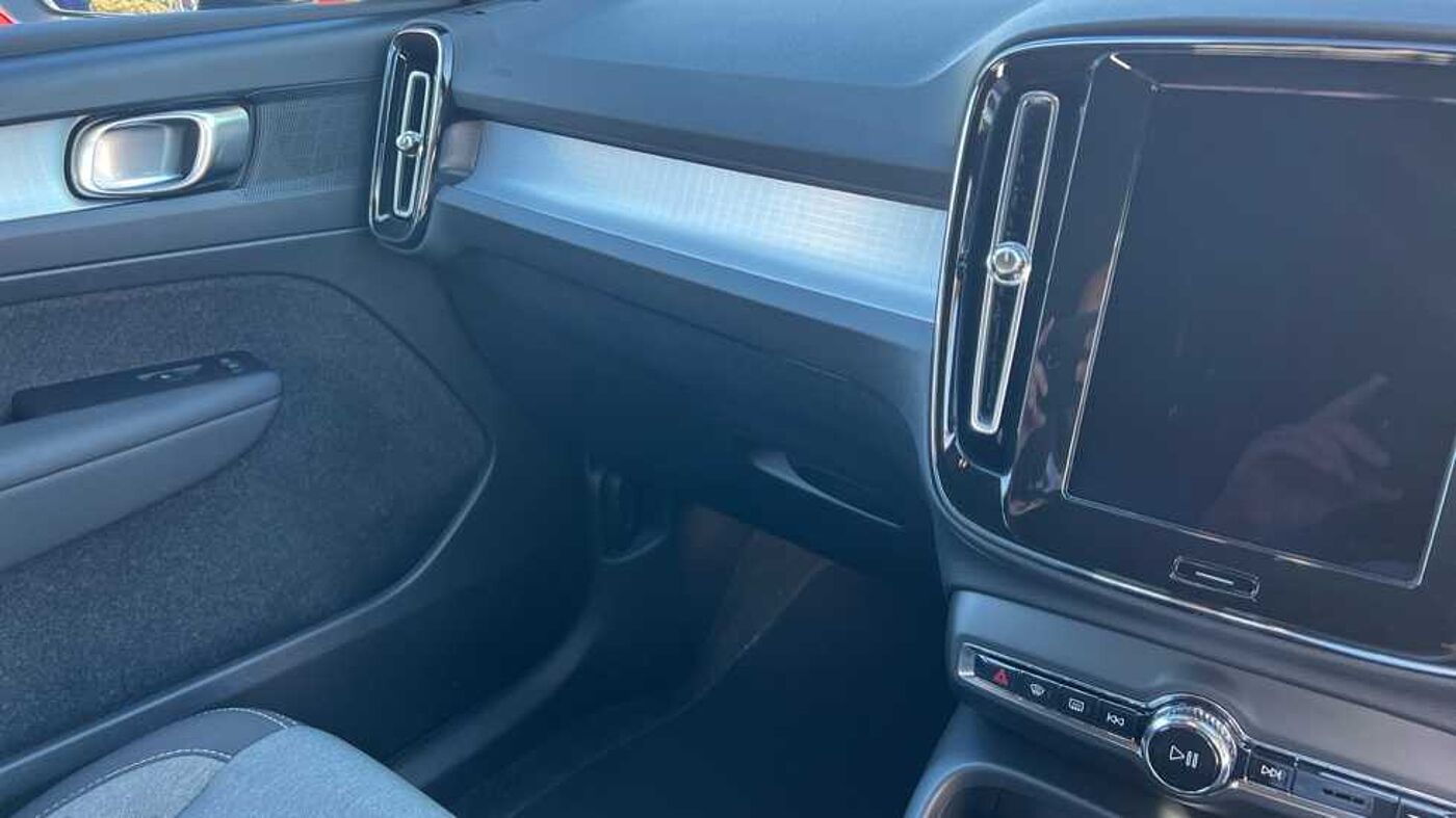 Used Volvo XC40 2025 for sale - 76033128: Photo 23