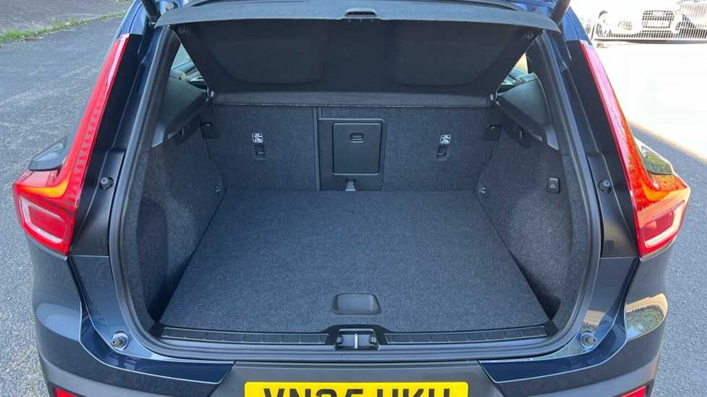 Used Volvo XC40 2025 for sale - 76033128: Photo 7