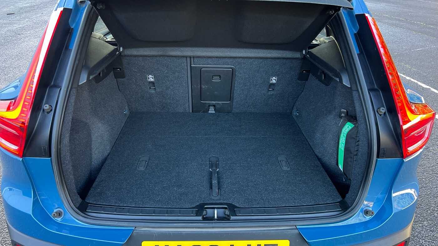 Used Volvo XC40 2022 for sale - 77124682: Photo 13