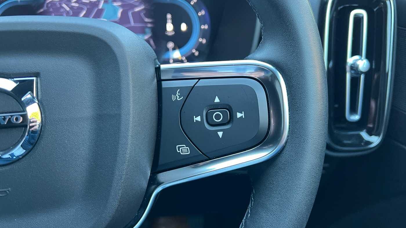 Used Volvo XC40 2022 for sale - 77124682: Photo 21