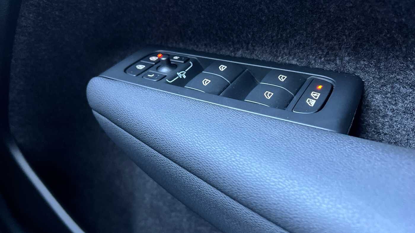 Used Volvo XC40 2022 for sale - 77124682: Photo 23