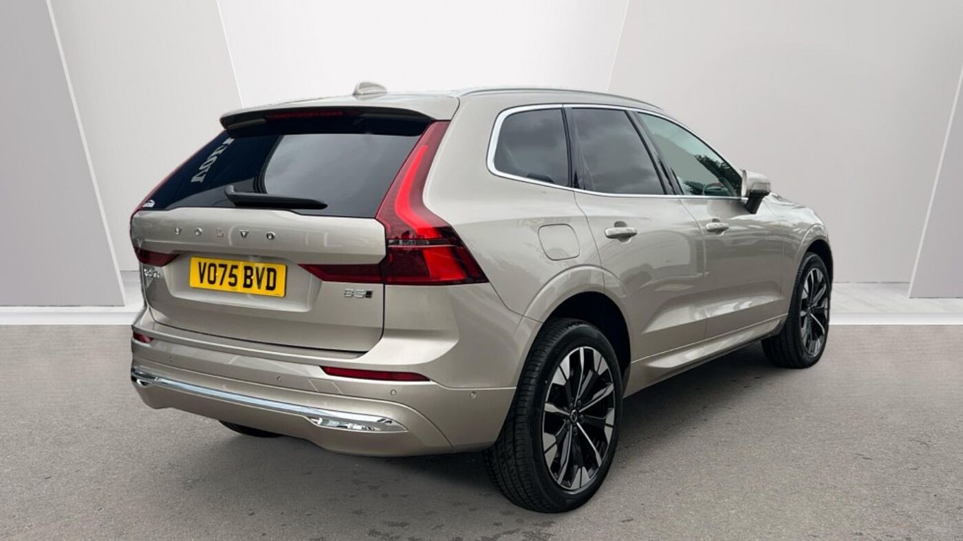 Used Volvo XC60 2025 for sale - 75929381: Photo 2